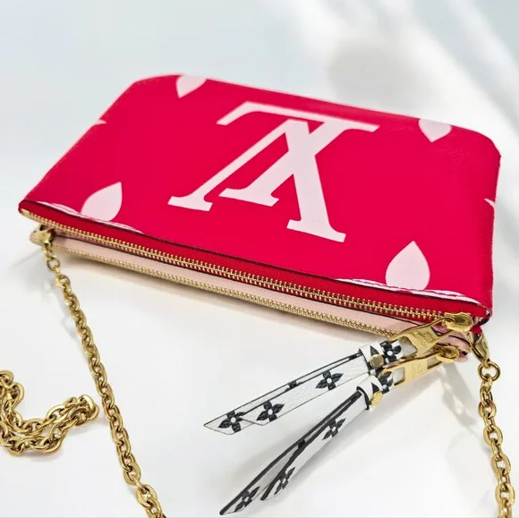 ✨️Authentic Louis Vuitton Monogram Double Zip Pochette Crossbody Bag - Picture 8 of 15